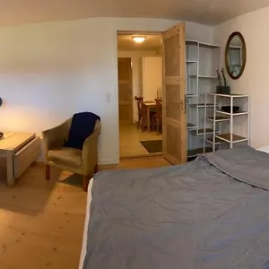 Apartment Vaerelse Med Eget Kokken Og Bad, Esbjerg